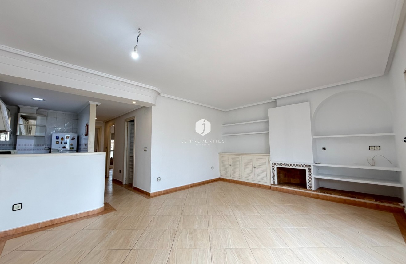 D'occasion - Appartement -
Torrevieja - Costa Blanca