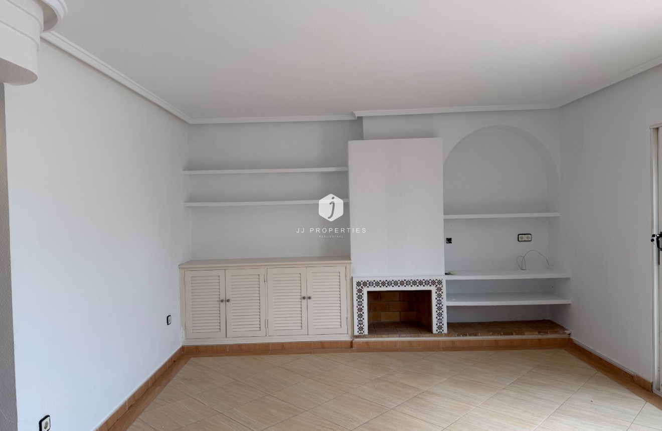 D'occasion - Appartement -
Torrevieja - Costa Blanca