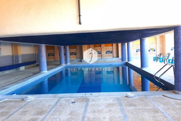 Aus zweiter Hand - Chalet -
Playa Flamenca - Costa Blanca