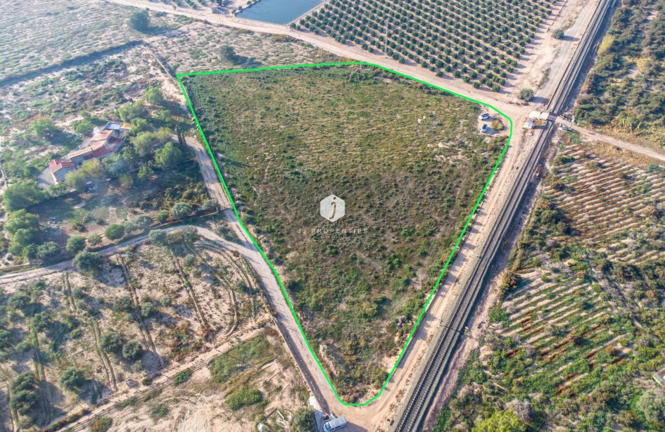 Resale - Country Property -
Crevillente