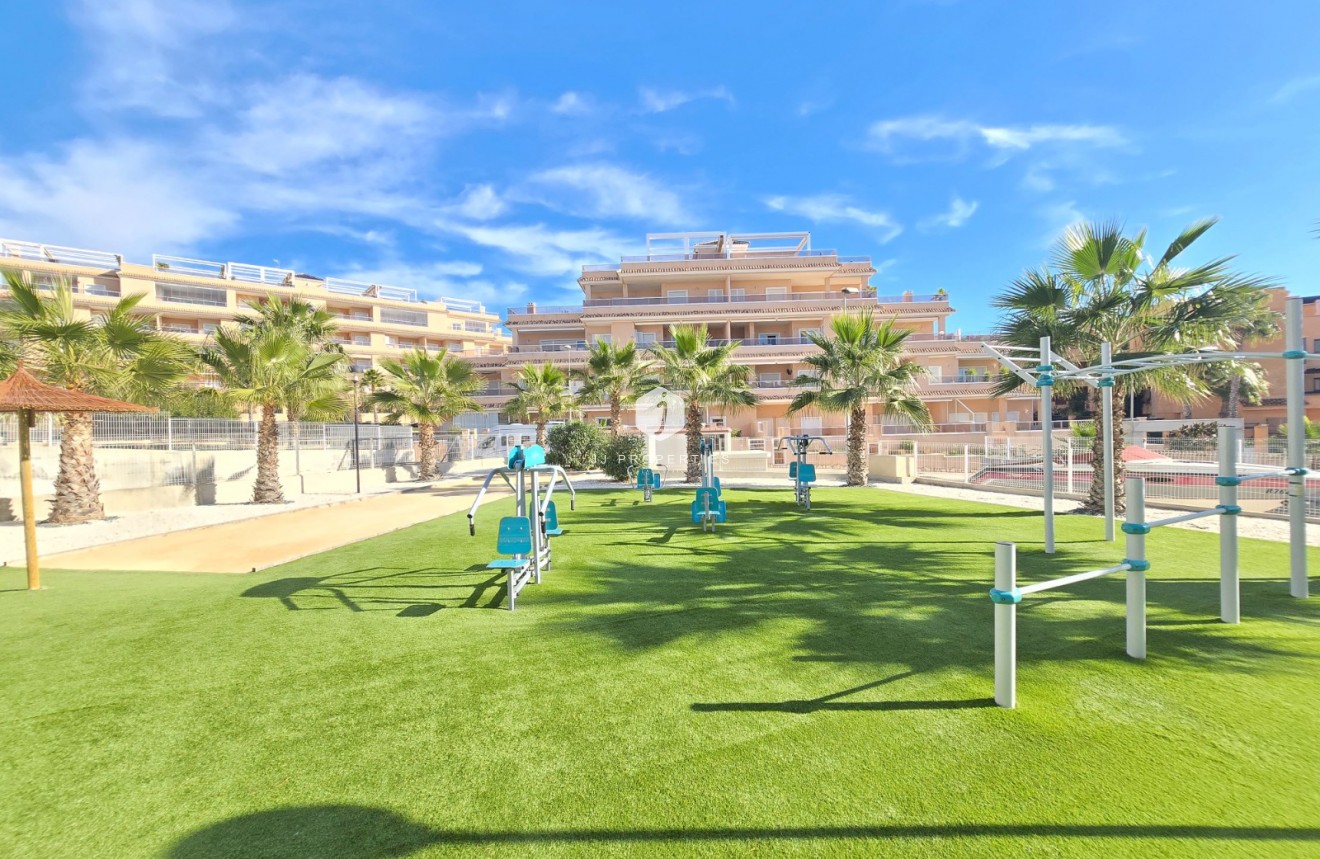 Resale - Apartment / flat -
Orihuela Costa - Costa Blanca