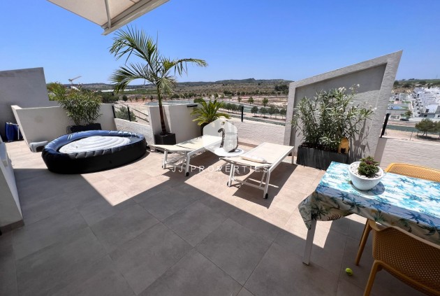 Resale - Apartment / flat -
San Miguel de Salinas - Inland