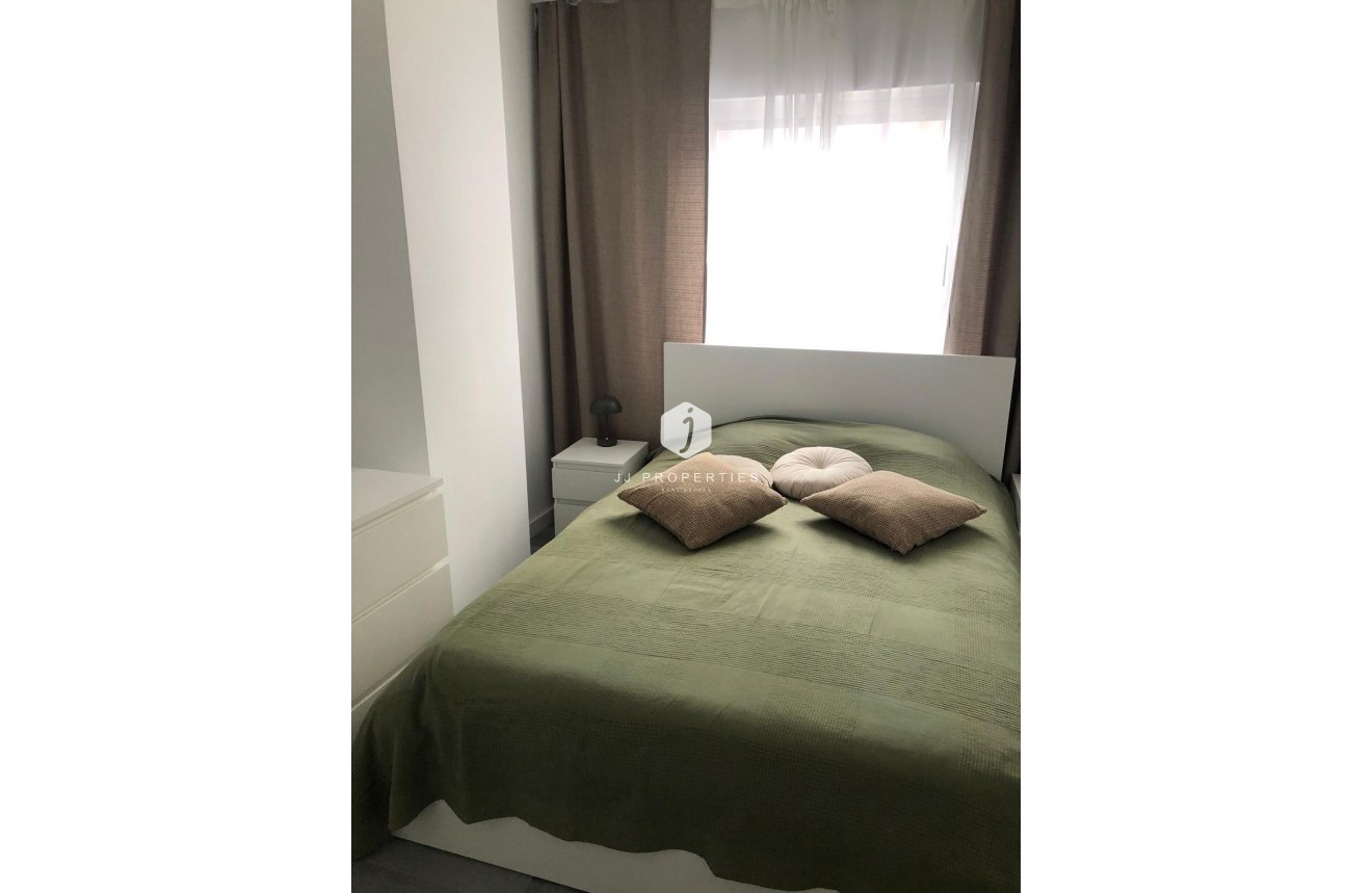 D'occasion - Appartement -
Torrevieja