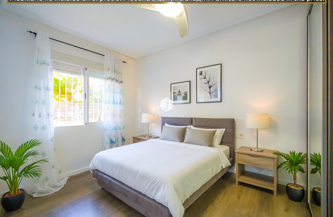 Resale - Apartment / flat -
Torrevieja - Estacion de autobuses