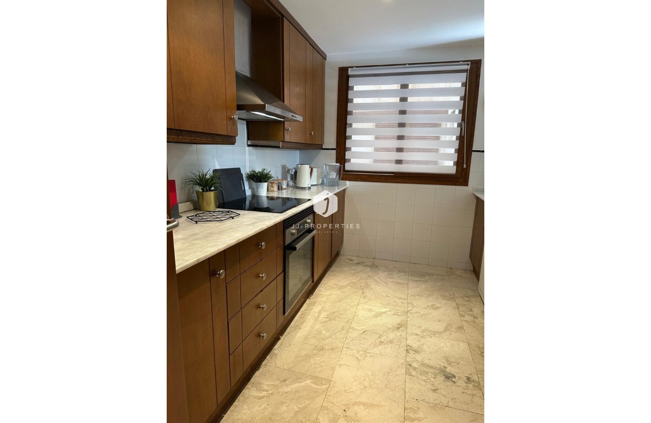 Resale - Apartment / flat -
Punta Prima - Costa Blanca