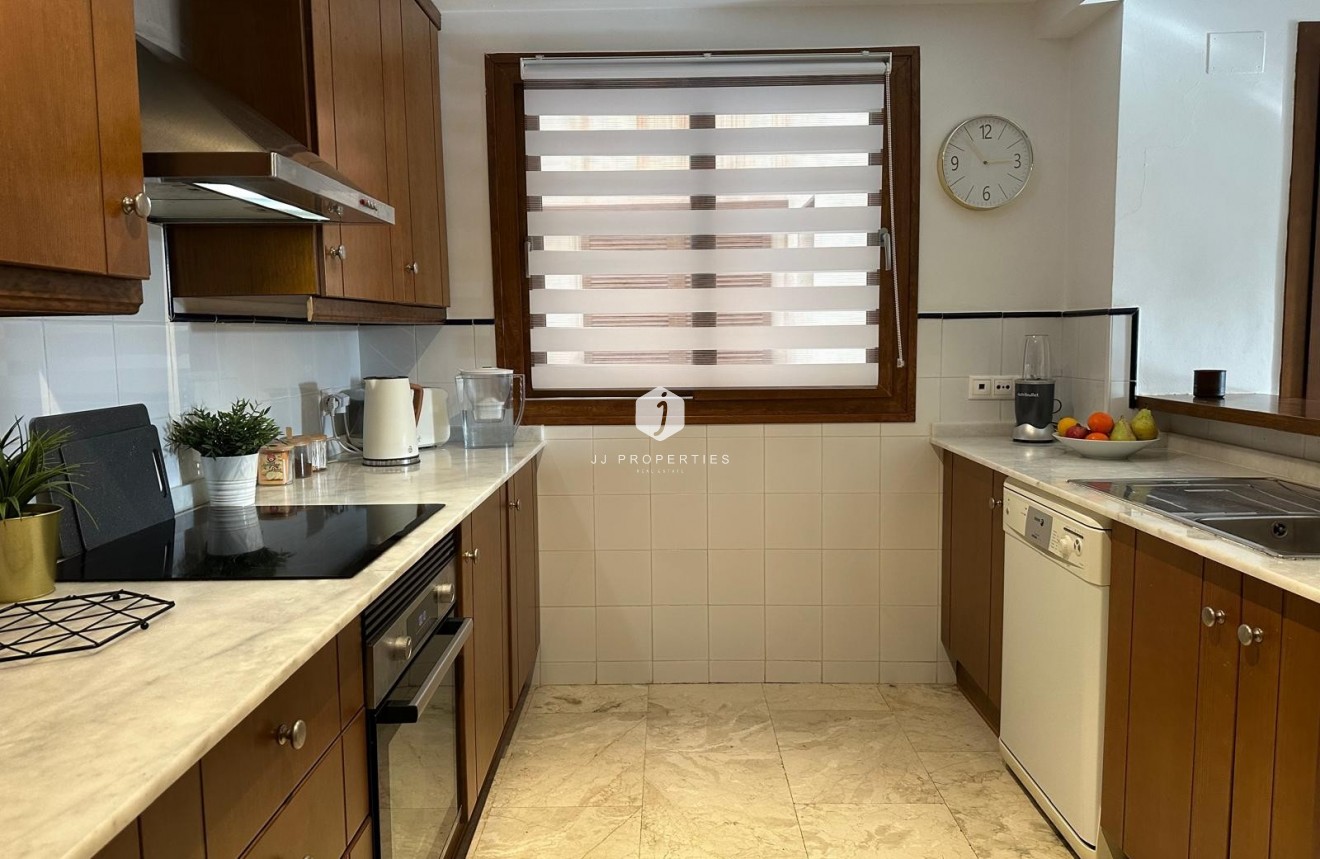 Resale - Apartment / flat -
Punta Prima - Costa Blanca