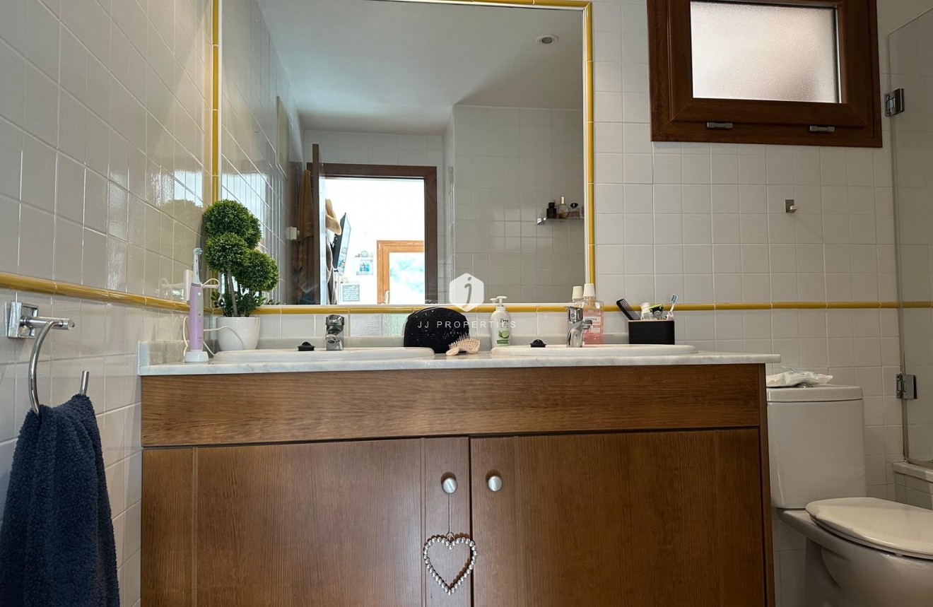 Resale - Apartment / flat -
Punta Prima - Costa Blanca