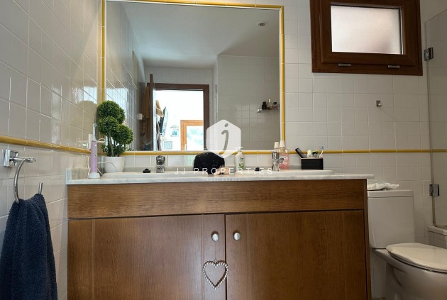 Resale - Apartment / flat -
Punta Prima - Costa Blanca