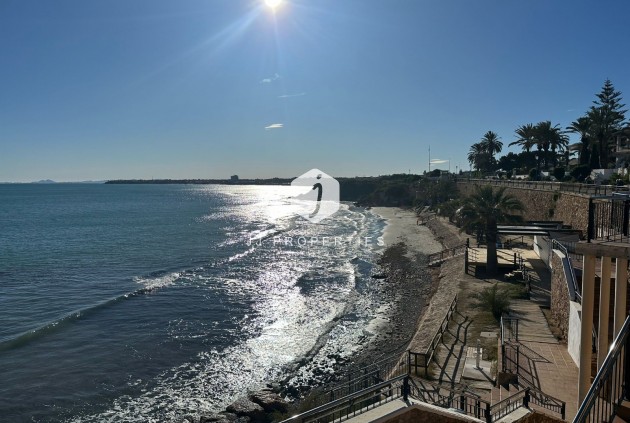 Resale - Apartment / flat -
Punta Prima - Costa Blanca