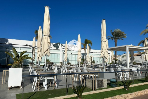 Resale - Apartment / flat -
Punta Prima - Costa Blanca