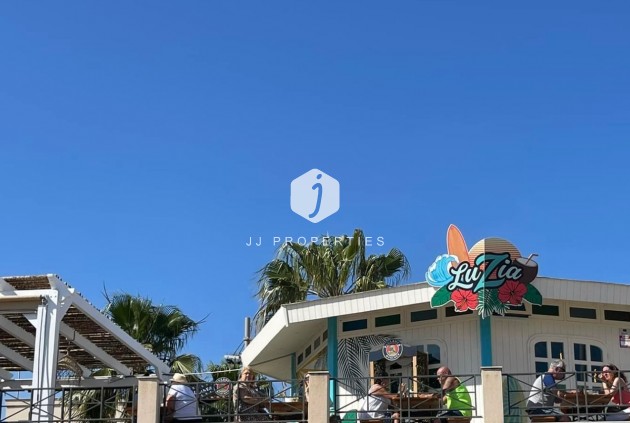 Resale - Apartment / flat -
Punta Prima - Costa Blanca