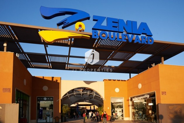 Resale - Apartment / flat -
Punta Prima - Costa Blanca