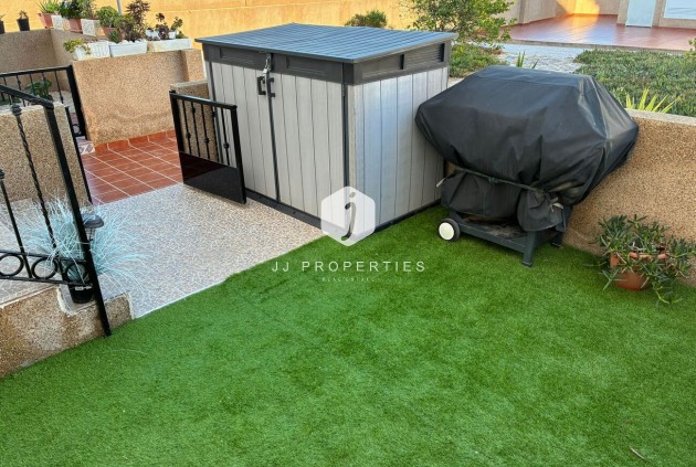 Resale - Apartment / flat -
Punta Prima - Costa Blanca