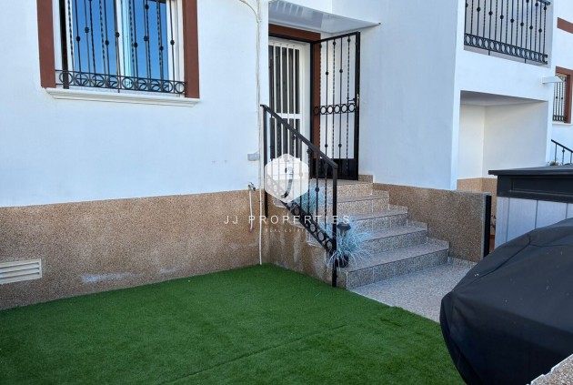 Resale - Apartment / flat -
Punta Prima - Costa Blanca