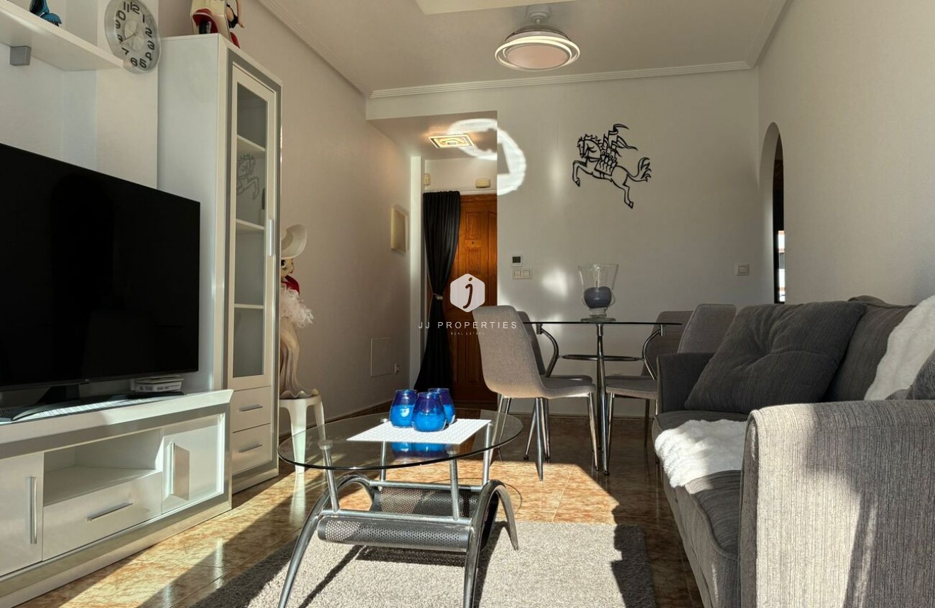 Resale - Apartment / flat -
Punta Prima - Costa Blanca