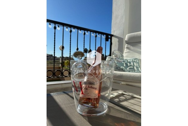 Resale - Apartment / flat -
Punta Prima - Costa Blanca