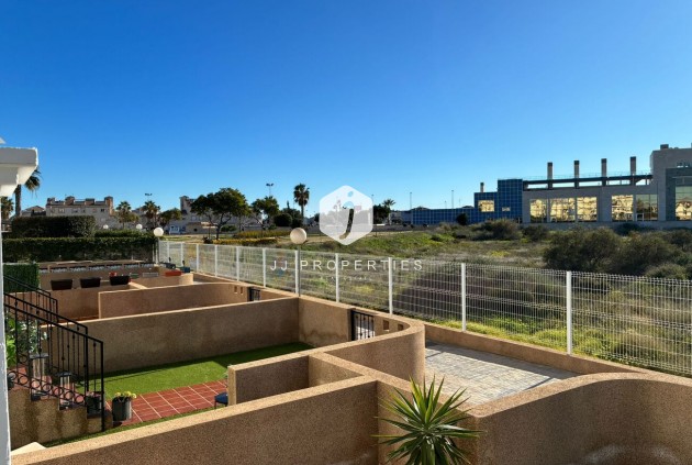 Resale - Apartment / flat -
Punta Prima - Costa Blanca