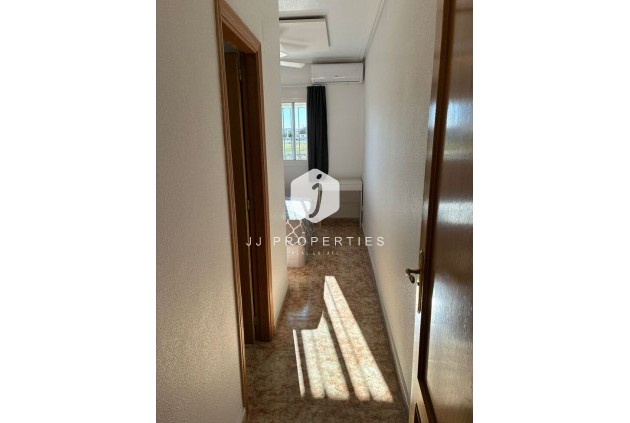 Resale - Apartment / flat -
Punta Prima - Costa Blanca