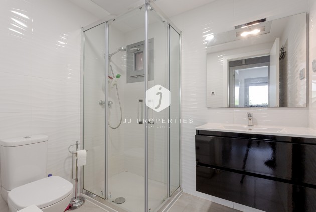 Resale - Apartment / flat -
Torrevieja - Costa Blanca