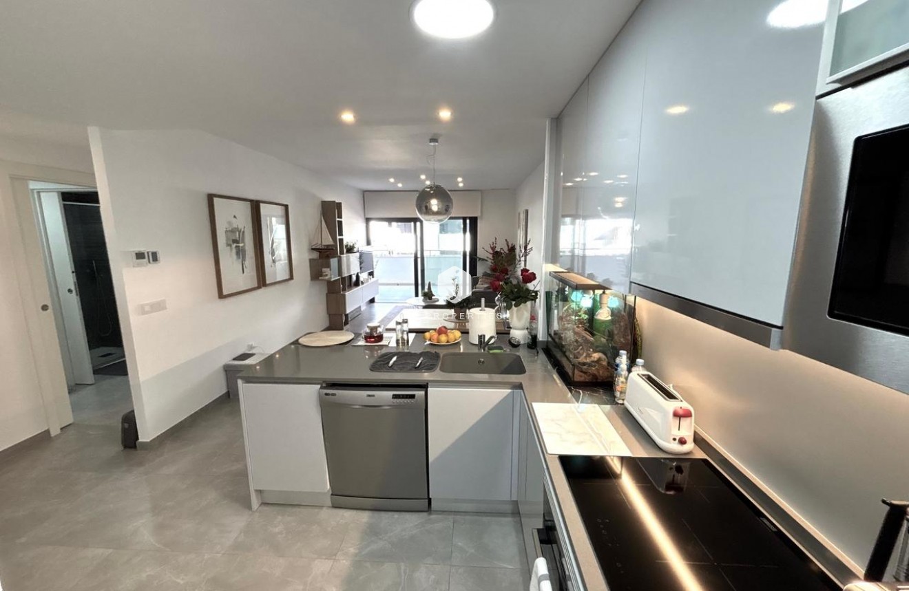 Resale - Apartment / flat -
Playa Flamenca - Costa Blanca