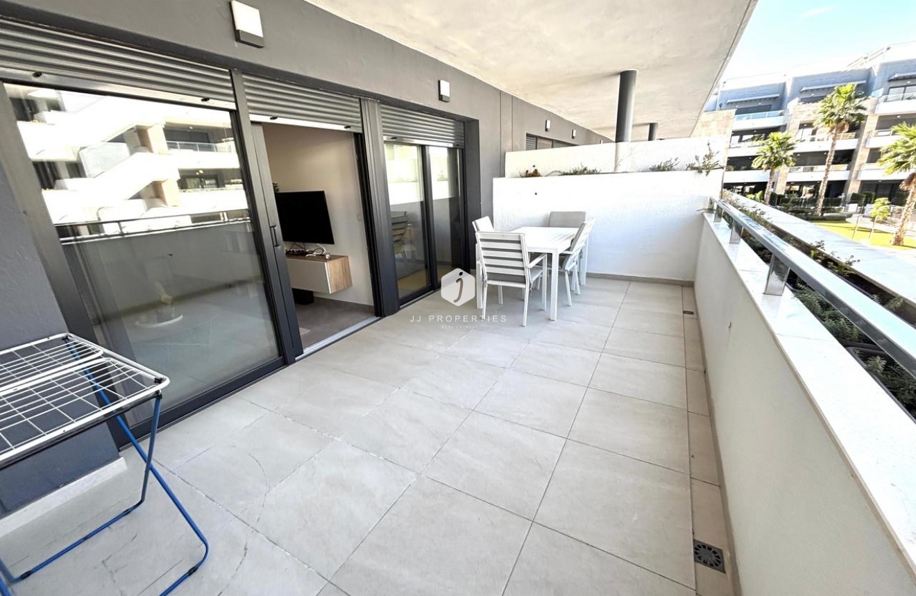 Resale - Apartment / flat -
Playa Flamenca - Costa Blanca