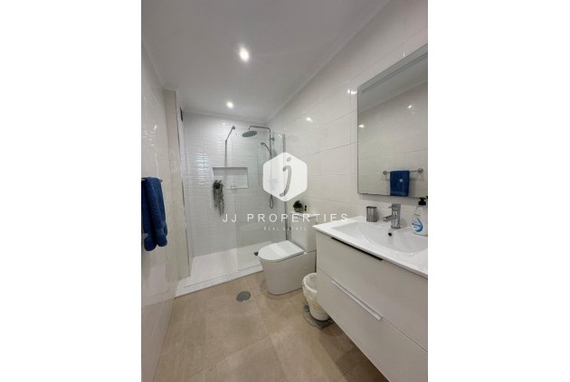 Resale - Apartment / flat -
Campoamor - Costa Blanca