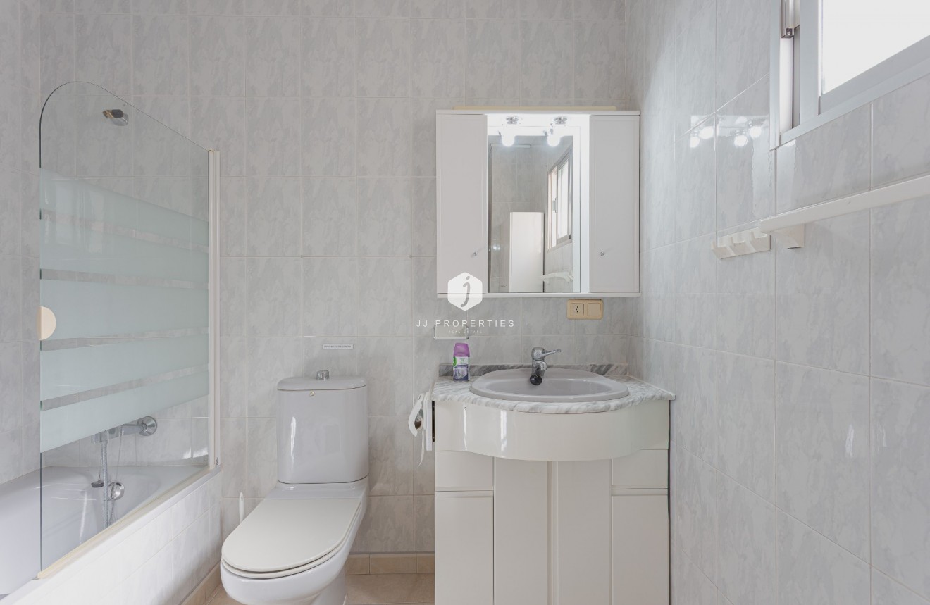 Tweedehands - Villa -
Torrevieja - Costa Blanca