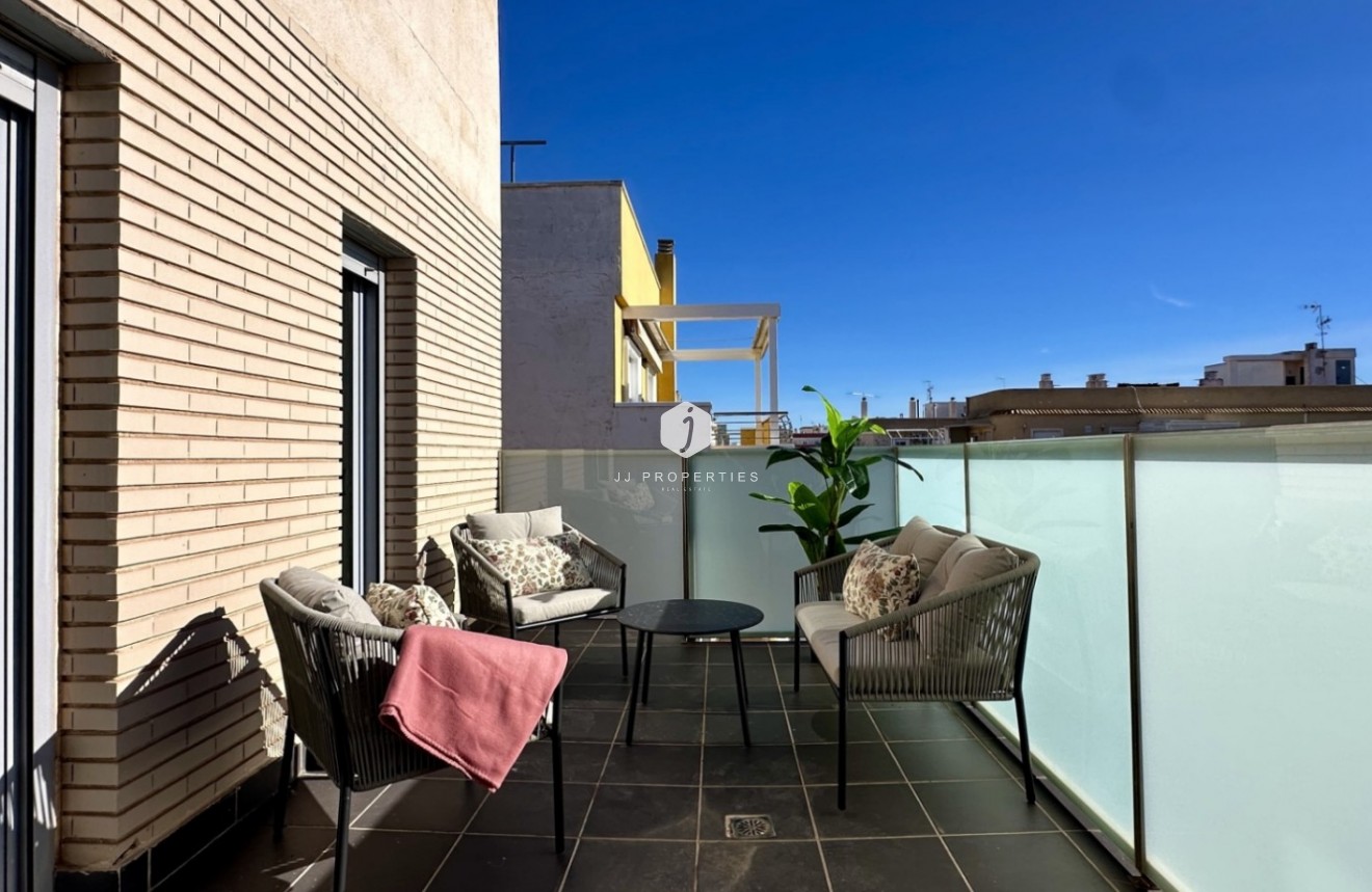Resale - Apartment / flat -
Torrevieja - Costa Blanca