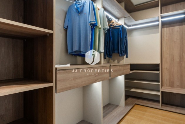 Resale - Apartment / flat -
Torrevieja - Costa Blanca