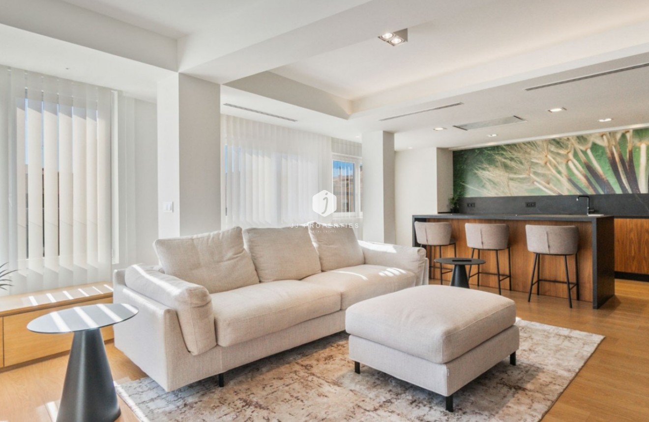 Resale - Apartment / flat -
Torrevieja - Costa Blanca