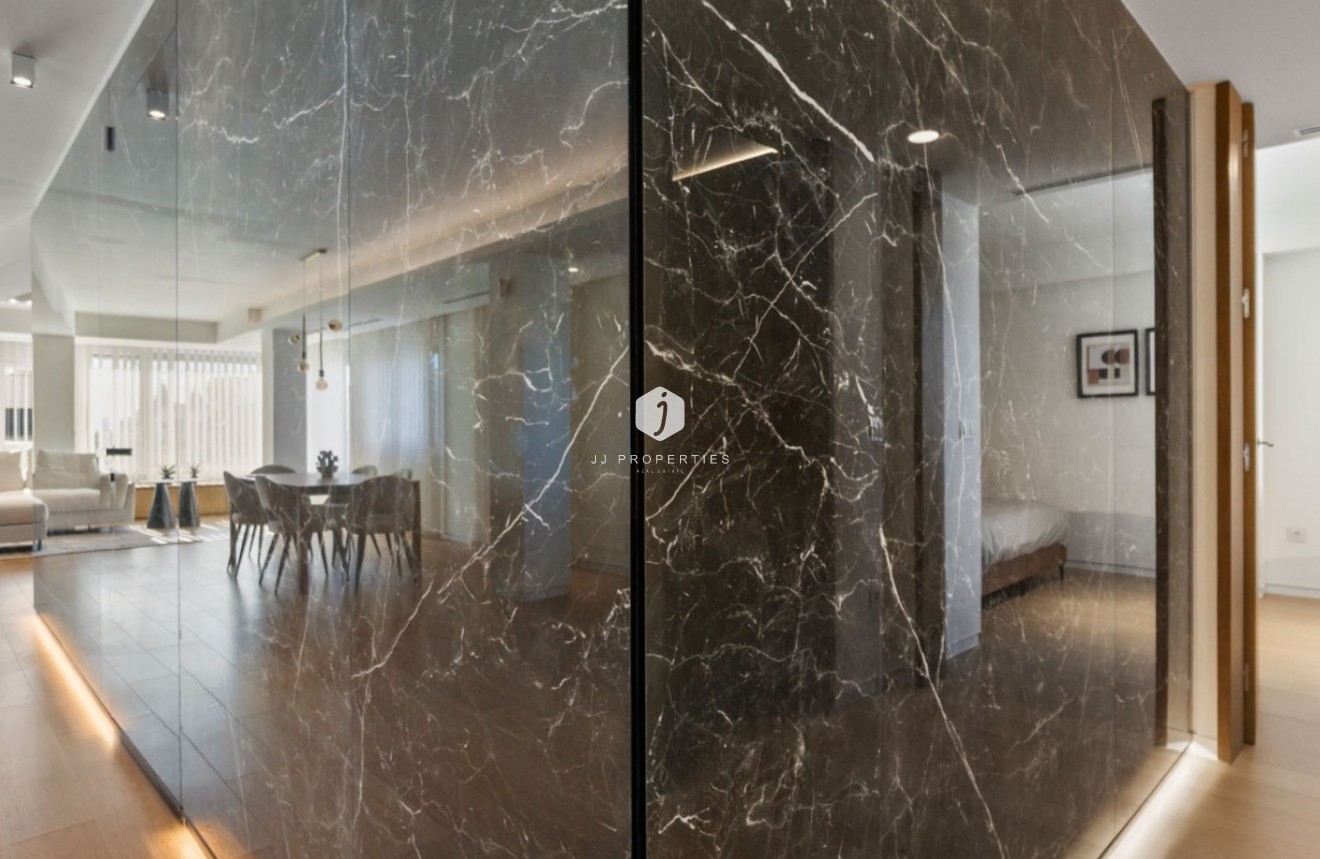 Resale - Apartment / flat -
Torrevieja - Costa Blanca