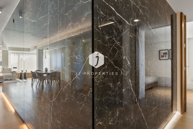 Resale - Apartment / flat -
Torrevieja - Costa Blanca