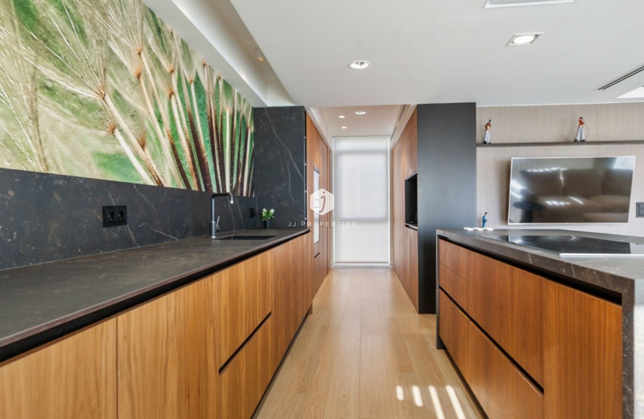 Resale - Apartment / flat -
Torrevieja - Costa Blanca