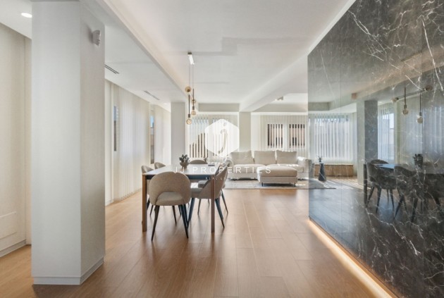 Resale - Apartment / flat -
Torrevieja - Costa Blanca