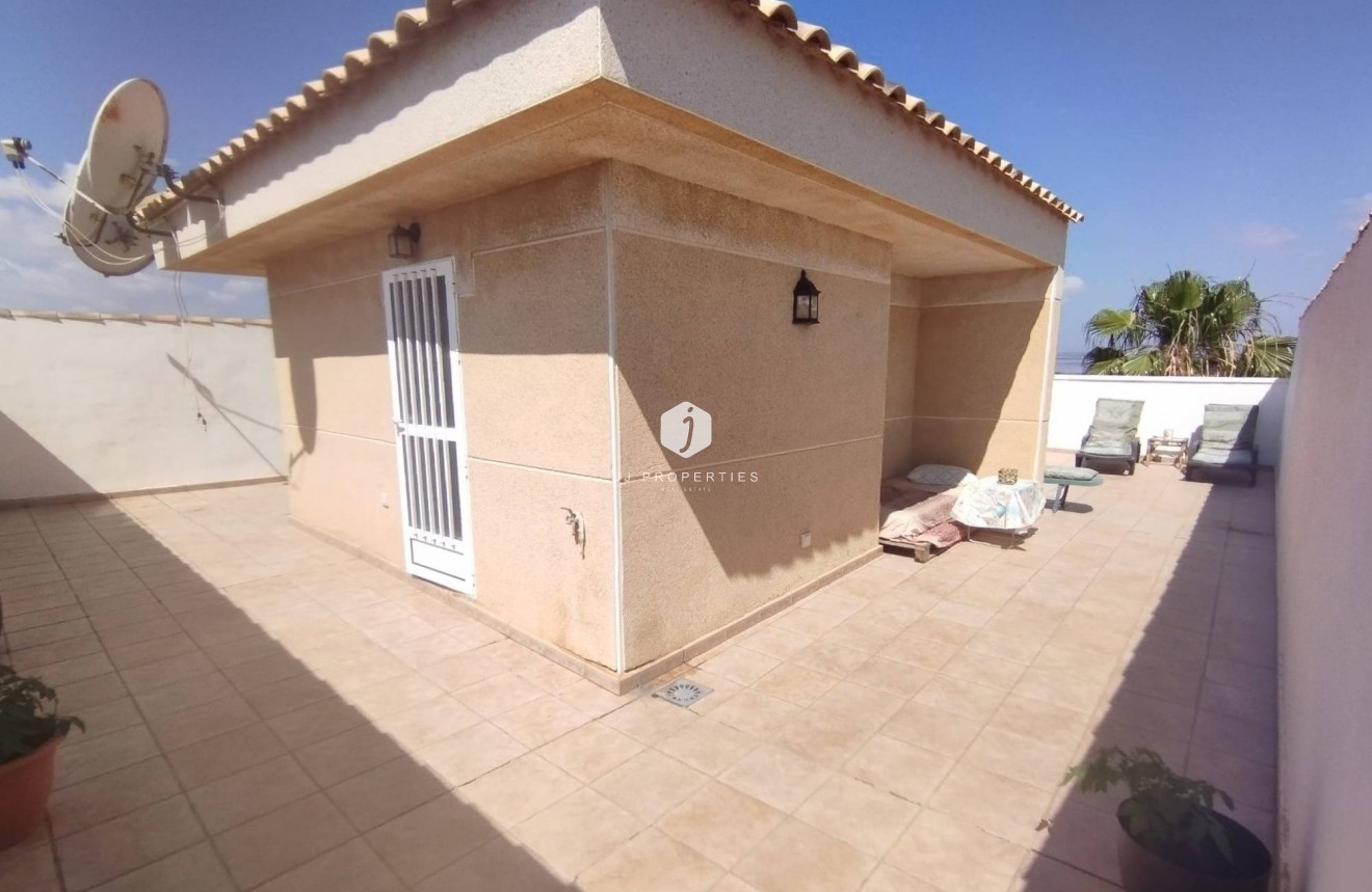 Resale - Villa -
Torrevieja - La Siesta - El Salado - Torreta