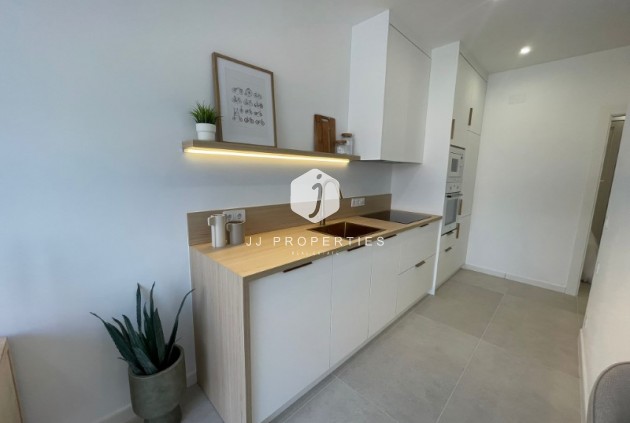 Resale - Bungalow -
Torrevieja - Costa Blanca