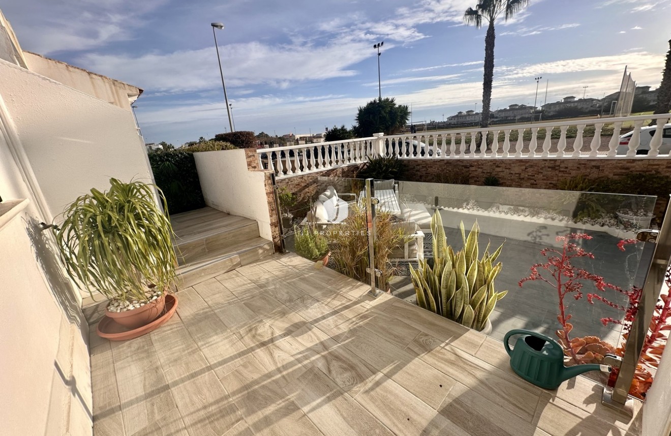 Resale - Chalet -
Orihuela Costa - Ciñuelica