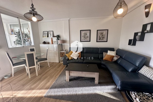 Resale - Chalet -
Orihuela Costa - Ciñuelica