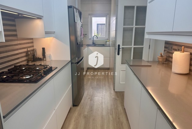 Resale - Chalet -
Orihuela Costa - Ciñuelica