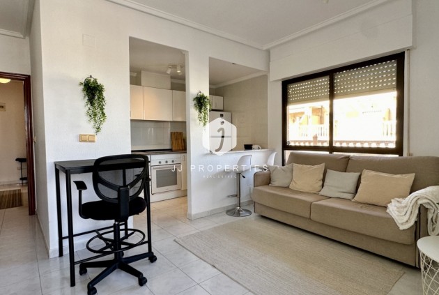 Resale - Apartment / flat -
Torrevieja - Costa Blanca