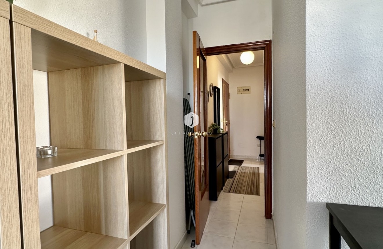 Resale - Apartment / flat -
Torrevieja - Costa Blanca