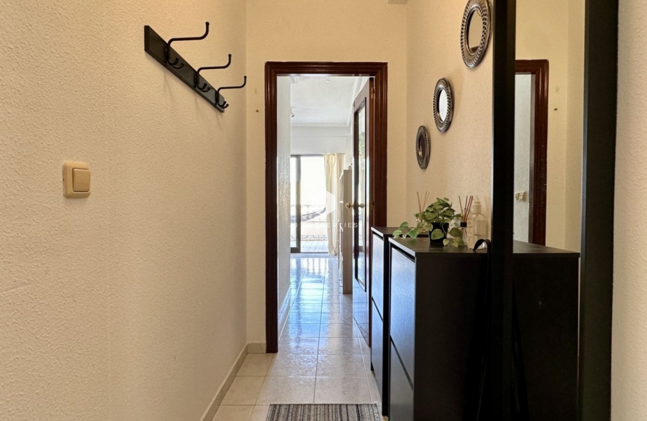 Resale - Apartment / flat -
Torrevieja - Costa Blanca