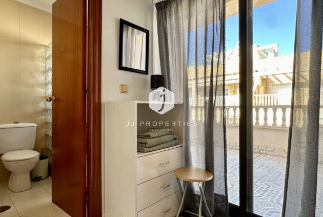 Resale - Apartment / flat -
Torrevieja - Costa Blanca