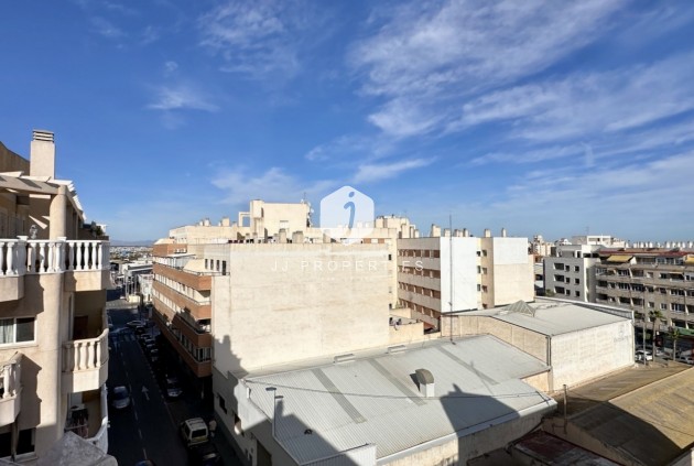 Resale - Apartment / flat -
Torrevieja - Costa Blanca