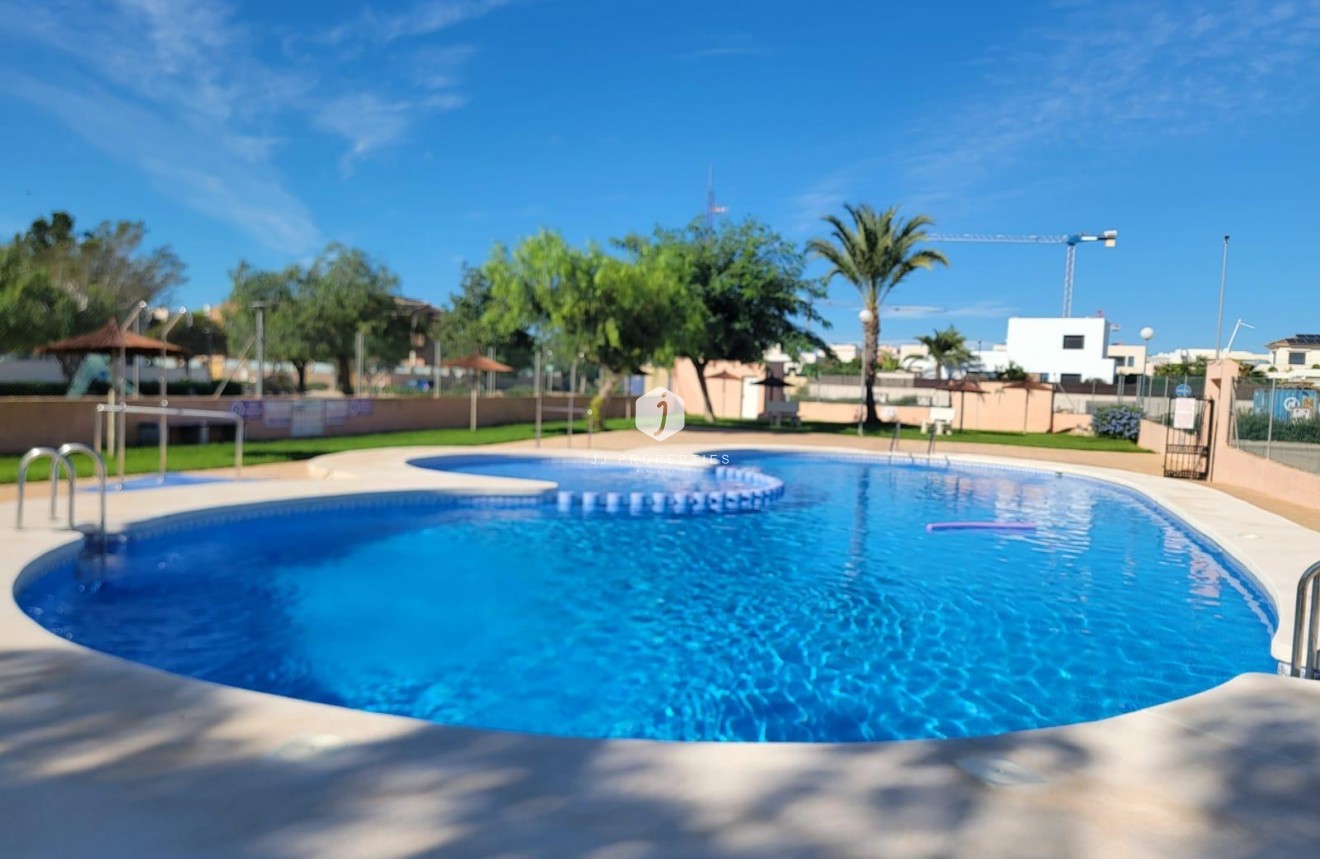 Resale - Chalet -
Los Montesinos - Los Montesinos - Urb. La Herrada