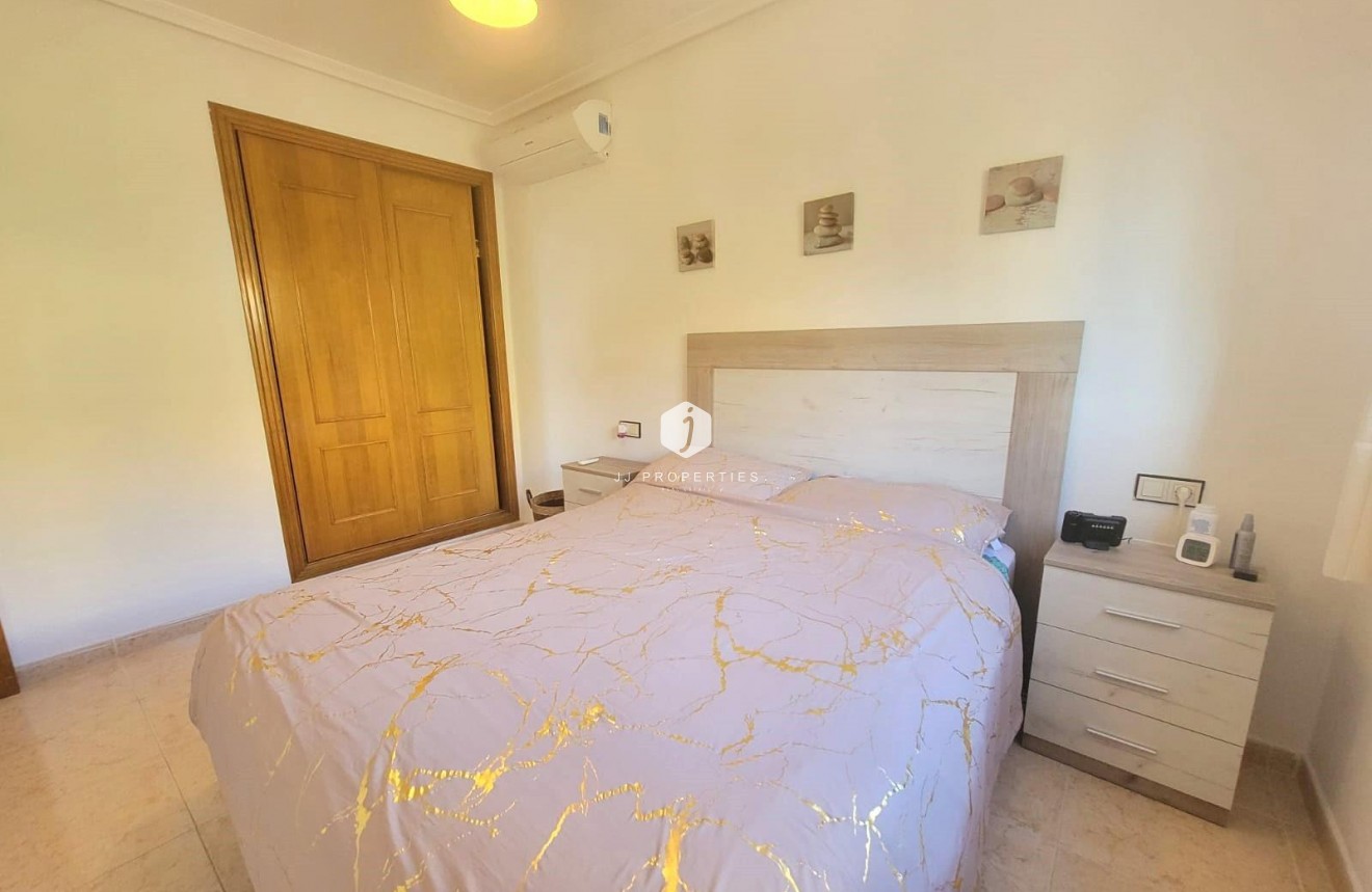 Resale - Chalet -
Los Montesinos - Los Montesinos - Urb. La Herrada