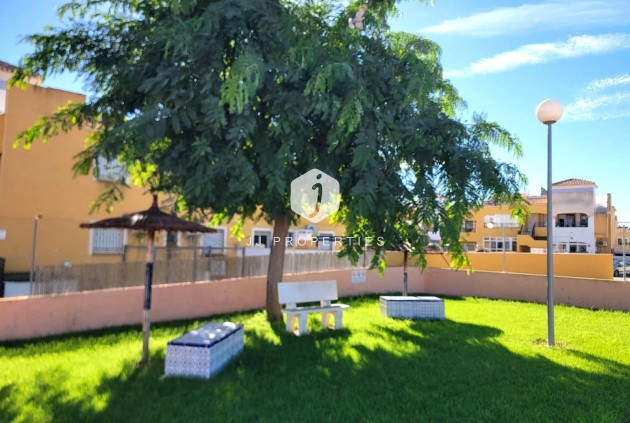 Resale - Chalet -
Los Montesinos - Los Montesinos - Urb. La Herrada