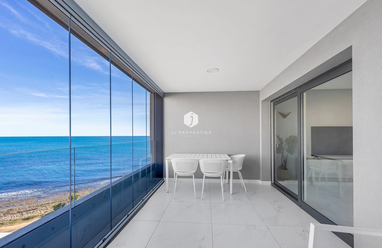 Resale - Apartment / flat -
Torrevieja - Costa Blanca