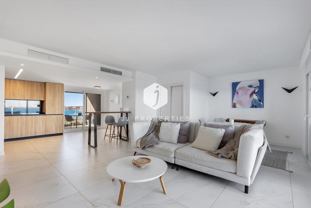 Resale - Apartment / flat -
Torrevieja - Costa Blanca