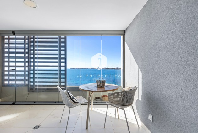 Resale - Apartment / flat -
Torrevieja - Costa Blanca